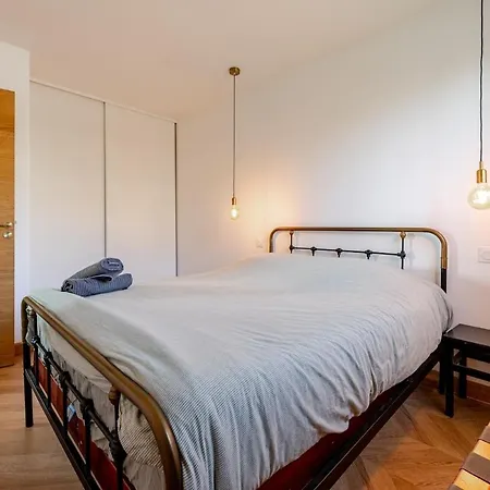 Apartmán Beautiful Flat Near With Parking