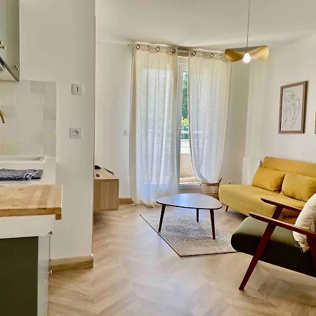 Apartmán Beautiful Flat Near With Parking Montévrain