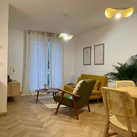 Apartmán Beautiful Flat Near With Parking